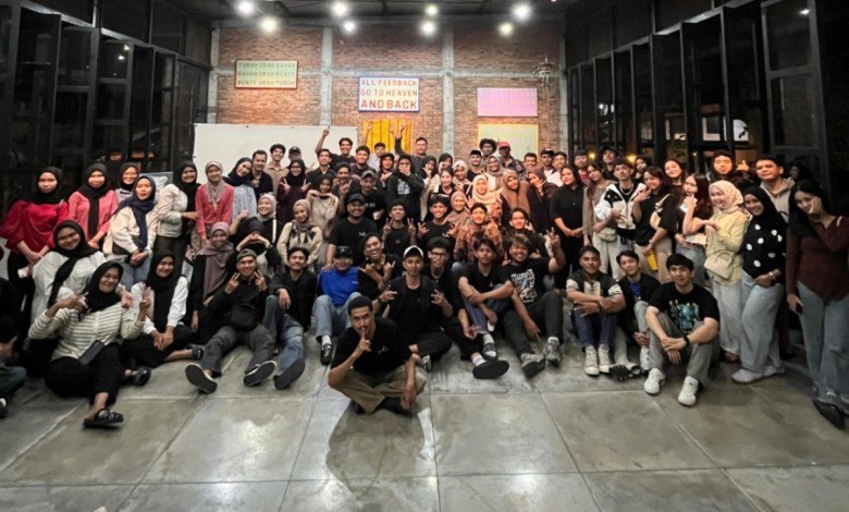 Ia hidup, bernyayi,menari, dan kini tersaji ditengah tana jawa: Road TO Toadore FEst Vol. II